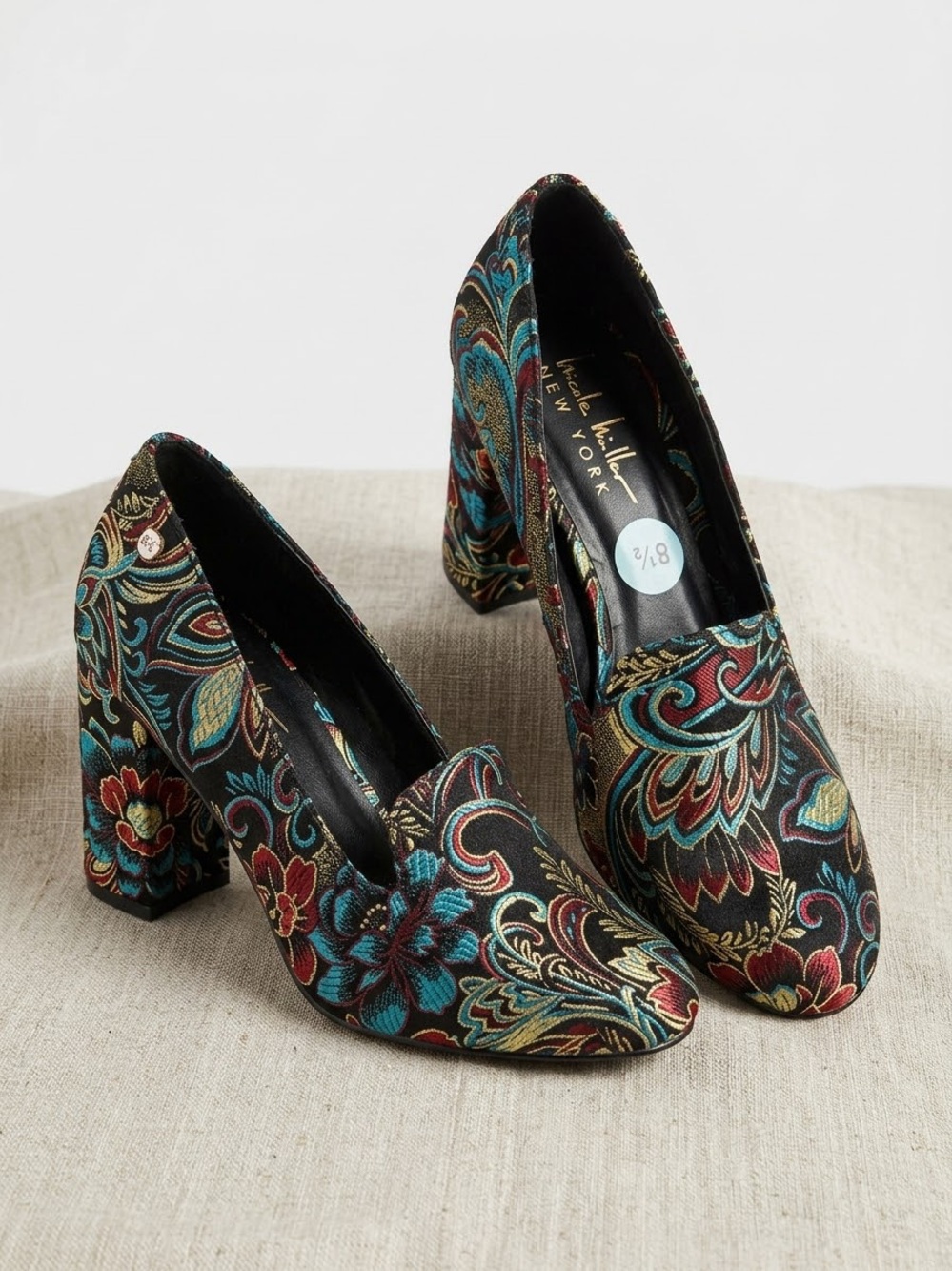 Nicole Miller New York Tapestry Floral Brocade Block Heel Pumps Size 8.5